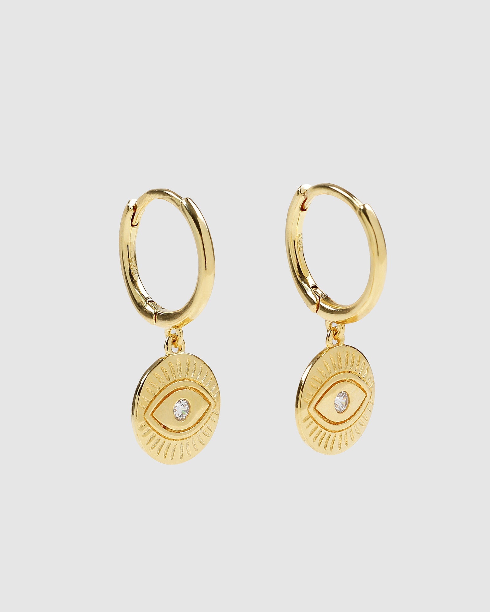 Brinco Argola Olho Protetor - Ouro 18K - detalhe 03 | SILLENE