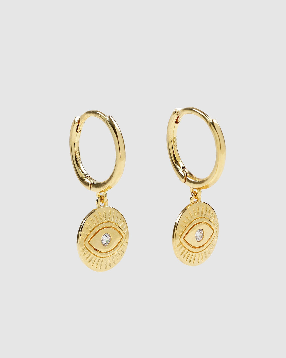 Brinco Argola Olho Protetor - Ouro 18K - detalhe 03 | SILLENE