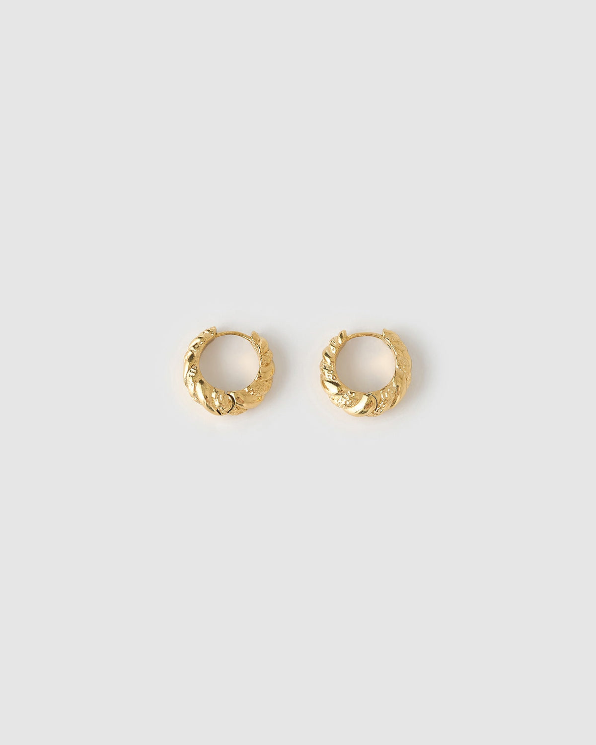Brinco Argola Ora - Ouro 18K | SILLENE