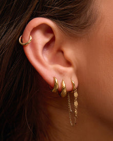 Brinco Argola Paloma - Ouro 18K | SILLENE - uso