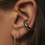 Brinco Argola Pavê Elo - Ouro 18K - detalhe 04 | SILLENE