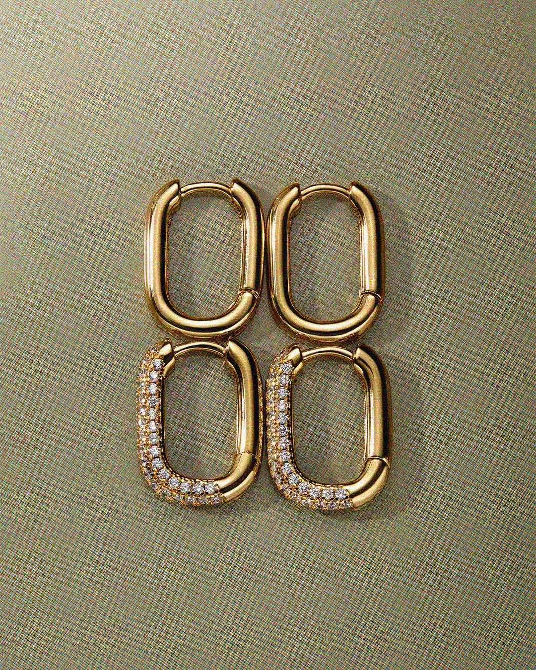 Brinco Argola Pavê Elo - Ouro 18K - detalhe 07 | SILLENE