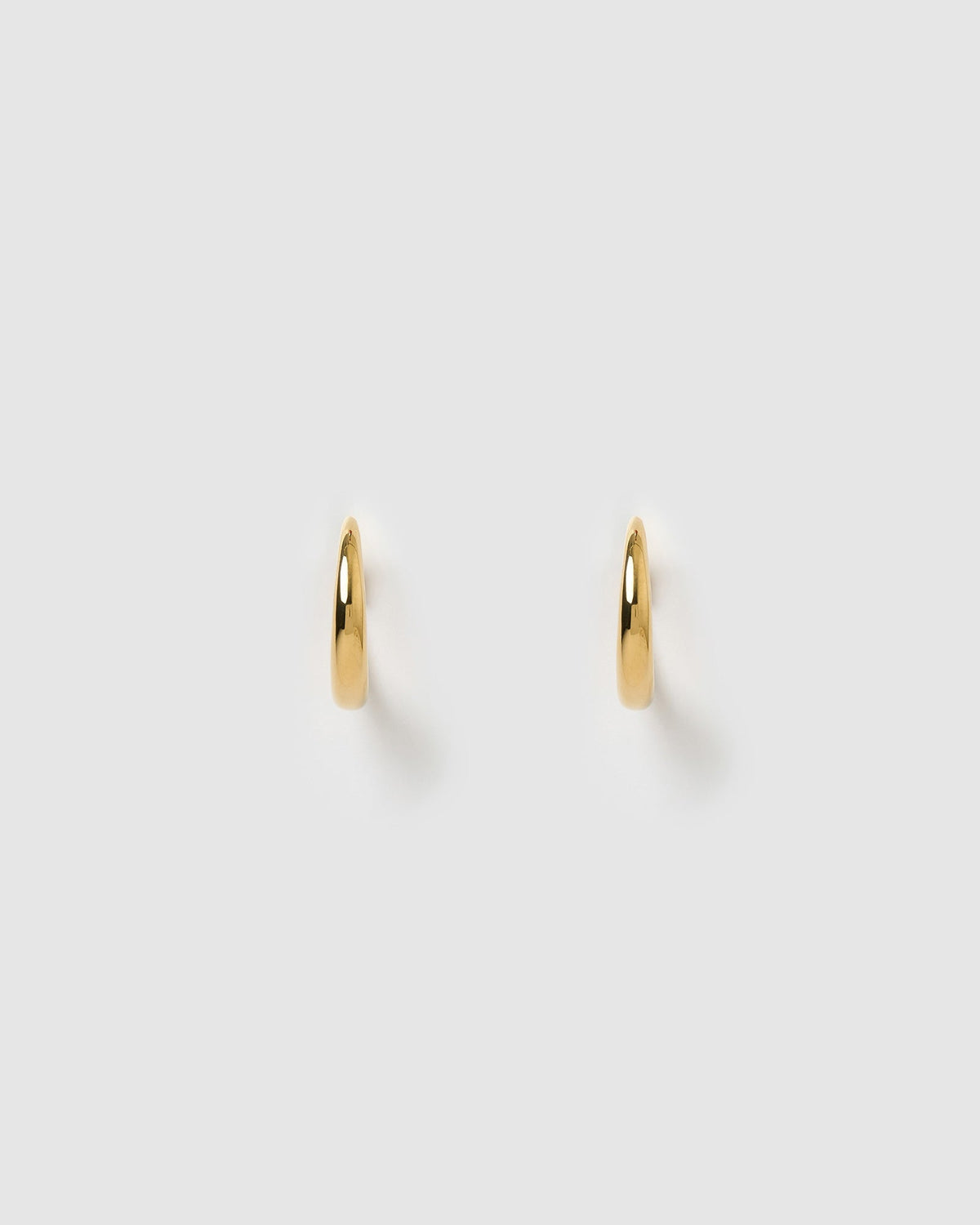 Brinco Argola Riley Pequena - Ouro 18K | SILLENE