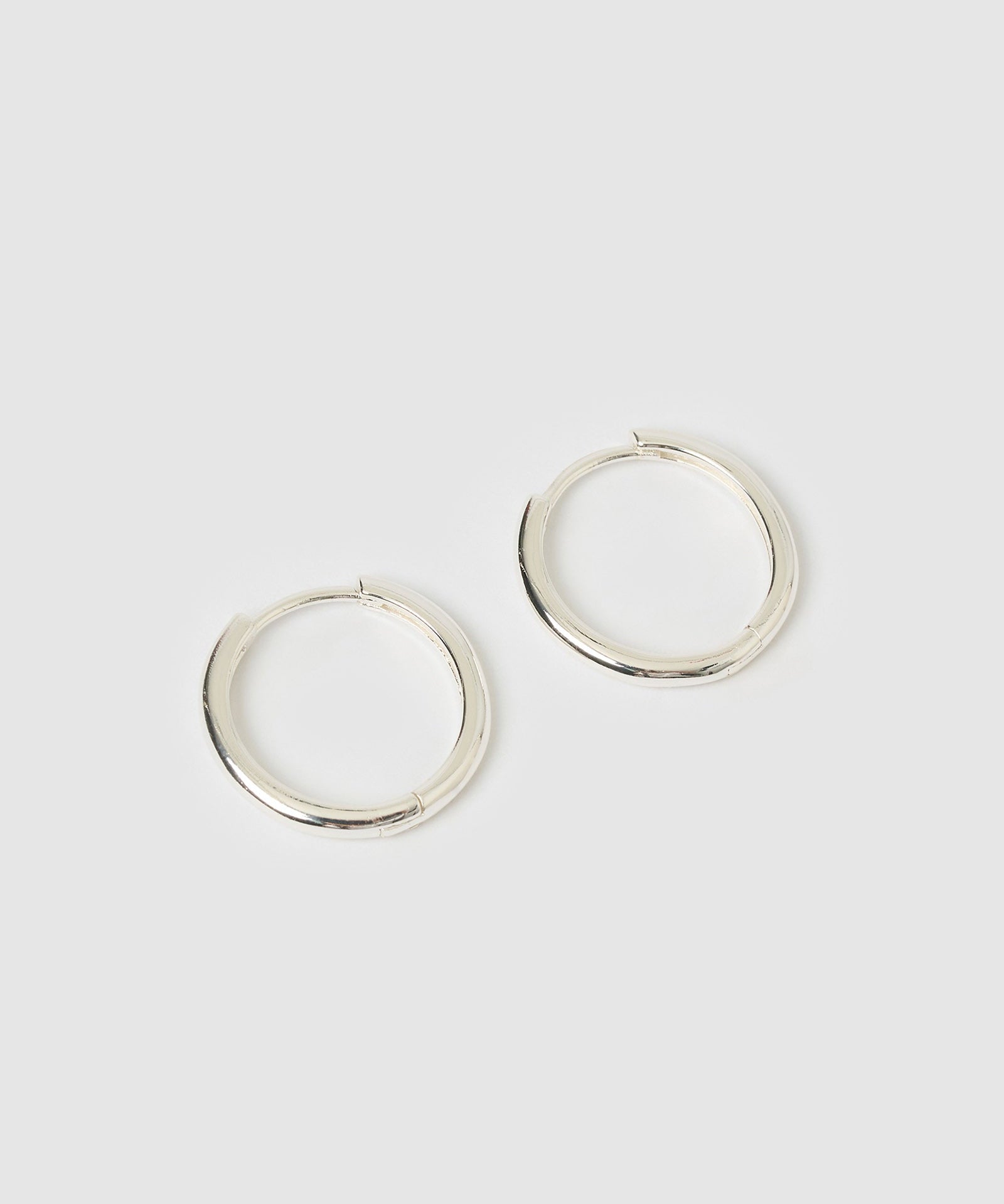 Brinco Argola Scarlet - Prata | SILLENE