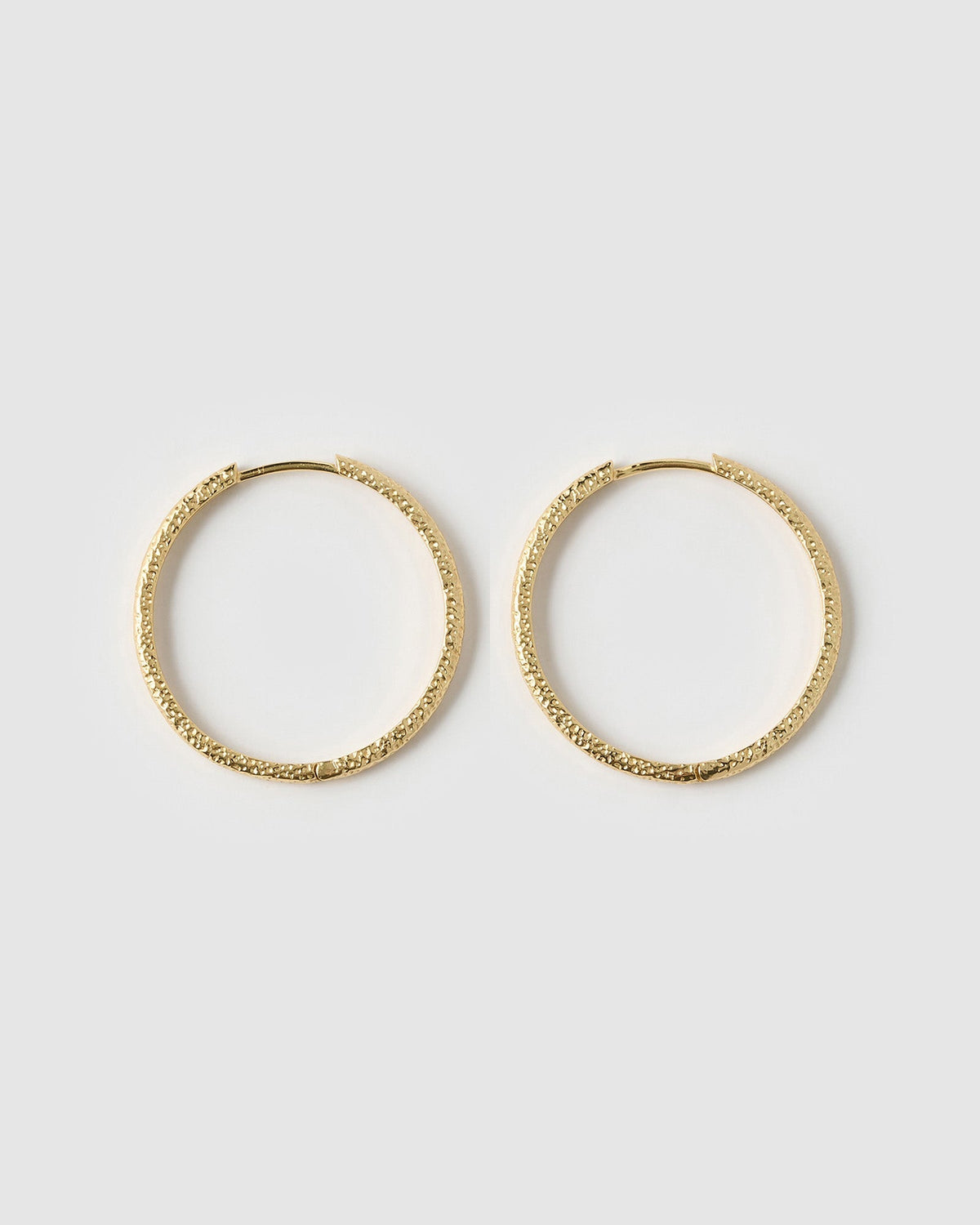 Brinco Argola Sebastian - Ouro 18K | SILLENE