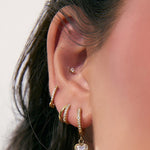 Brinco Argola Sugar - Ouro 18K | SILLENE - uso