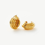 Brinco Argola Texturizada Média - Ouro 18K | SILLENE