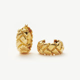 Brinco Argola Trançada Waffle - Ouro 18K | SILLENE