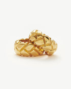 Brinco Argola Trançada Waffle - Ouro 18K | SILLENE