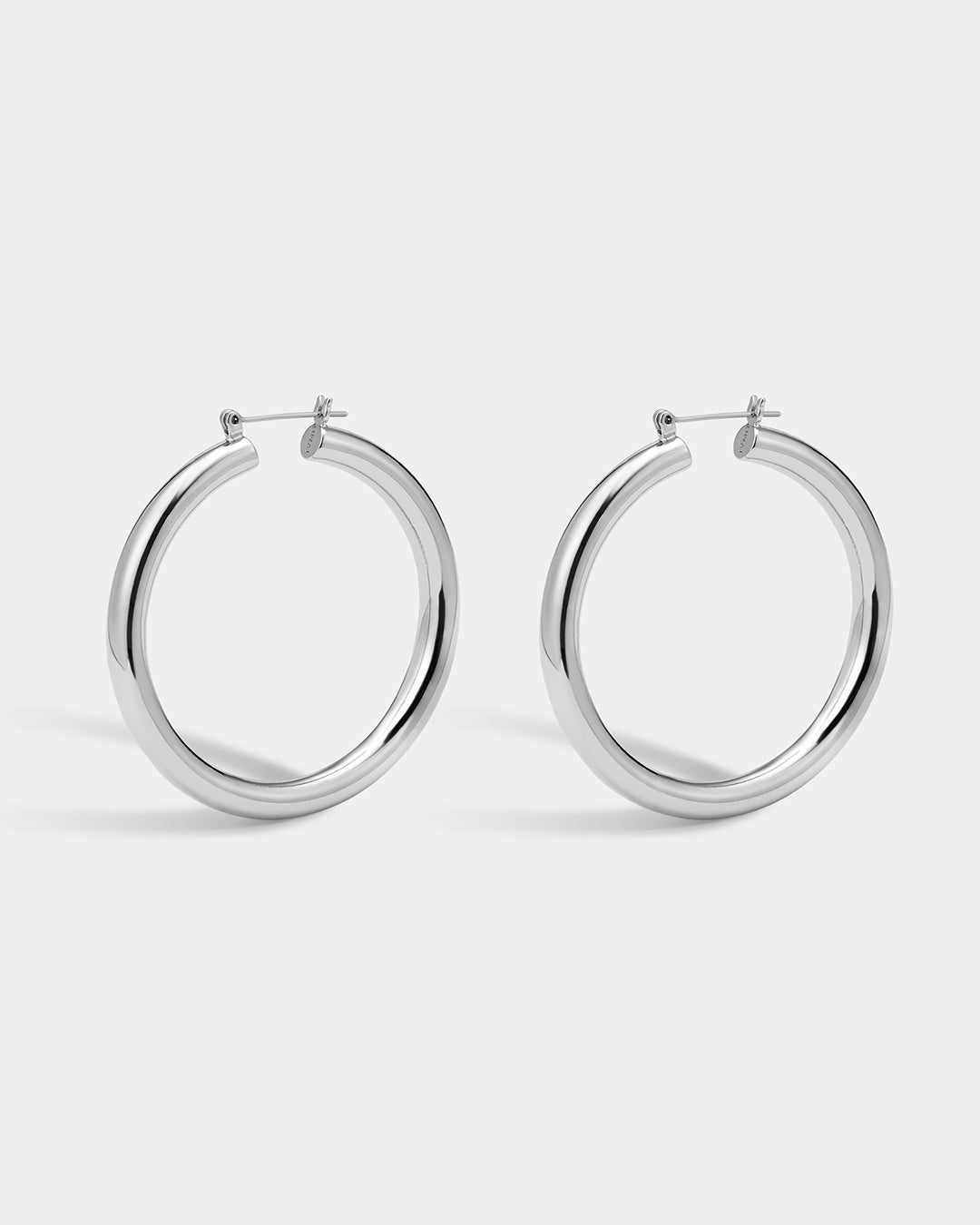 Brinco Argola Tubular Amalfi - Prata | SILLENE
