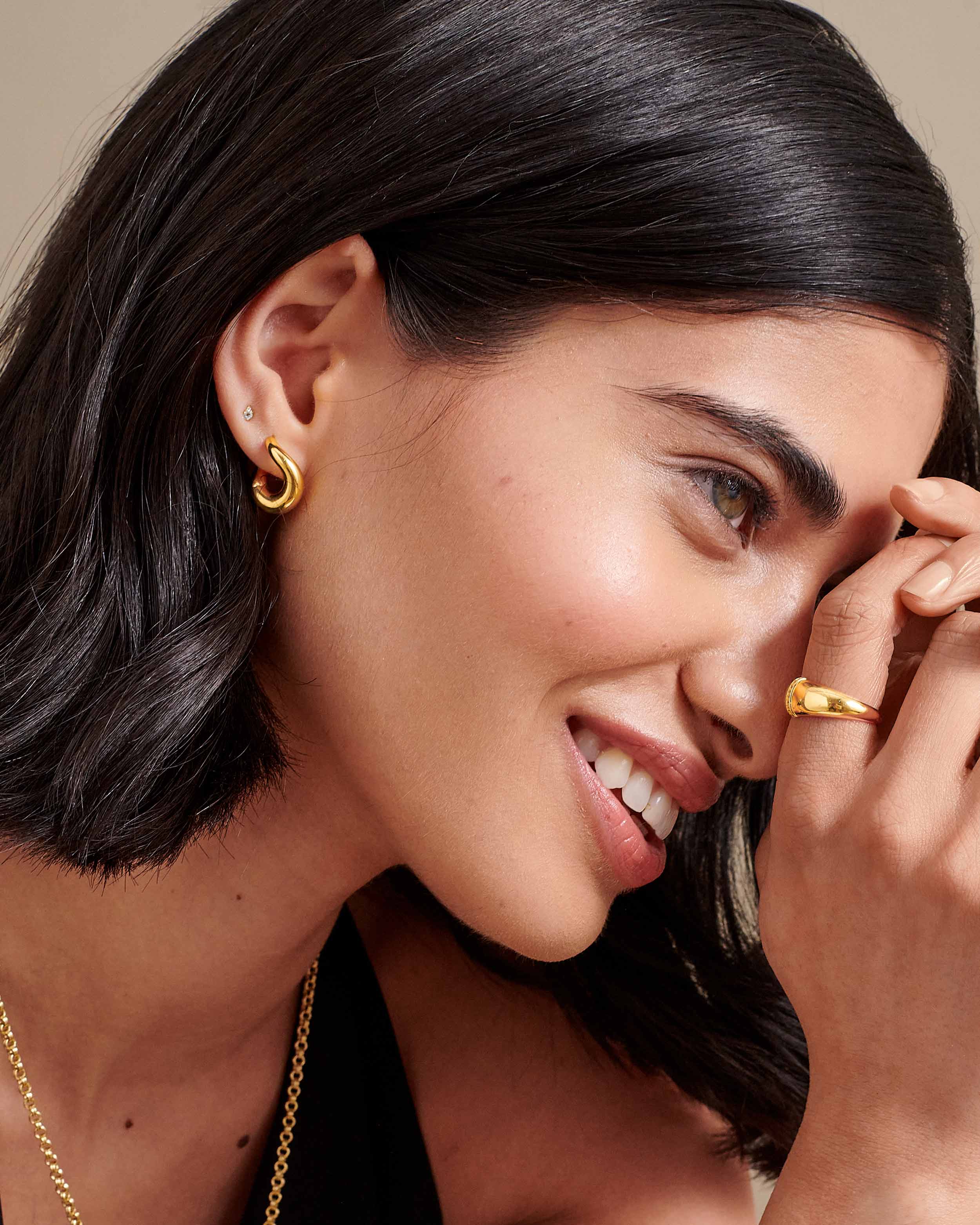 Brinco Argola Twist - Ouro 18K | SILLENE