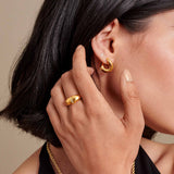 Brinco Argola Twist - Ouro 18K | SILLENE