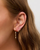 Brinco Argola Winnie - Ouro 18K | SILLENE - uso