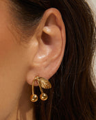 Brinco Cereja Pacha - Ouro 18K | SILLENE - uso