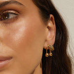 Brinco Cereja Pacha - Ouro 18K | SILLENE - uso