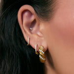 Brinco Cici - Ouro 18K | SILLENE - uso