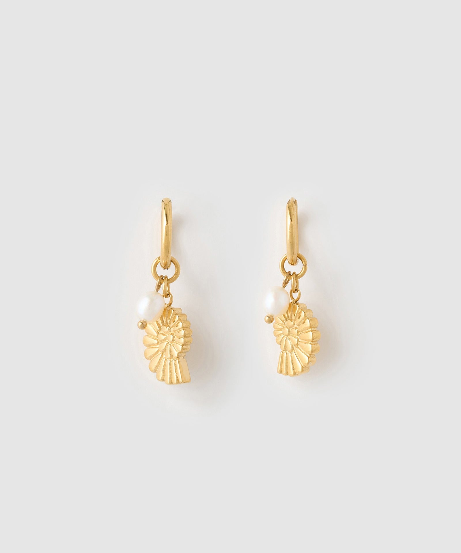 Brinco Concha Kaya Pérola - Ouro 18K | SILLENE
