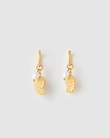 Brinco Concha Kaya Pérola - Ouro 18K | SILLENE