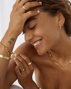 Brinco Coração Sweetheart Pequeno - Ouro 18K | SILLENE - uso