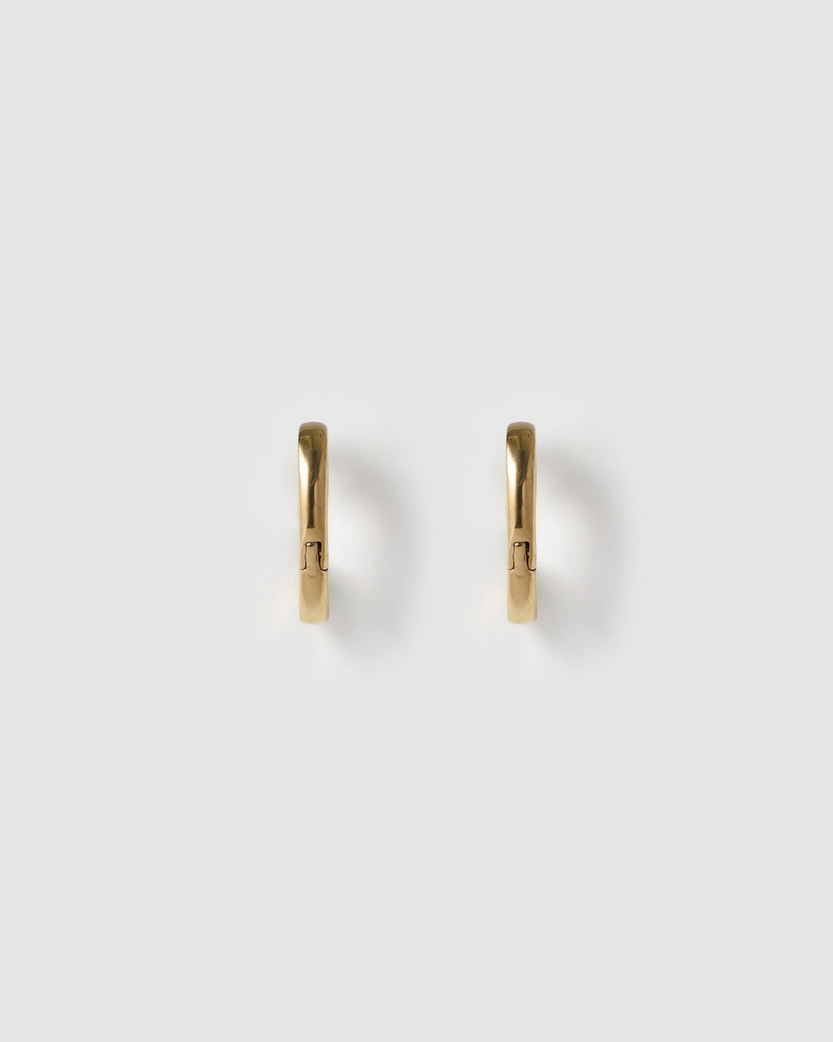 Brinco Coração Sweetheart Pequeno - Ouro 18K | SILLENE