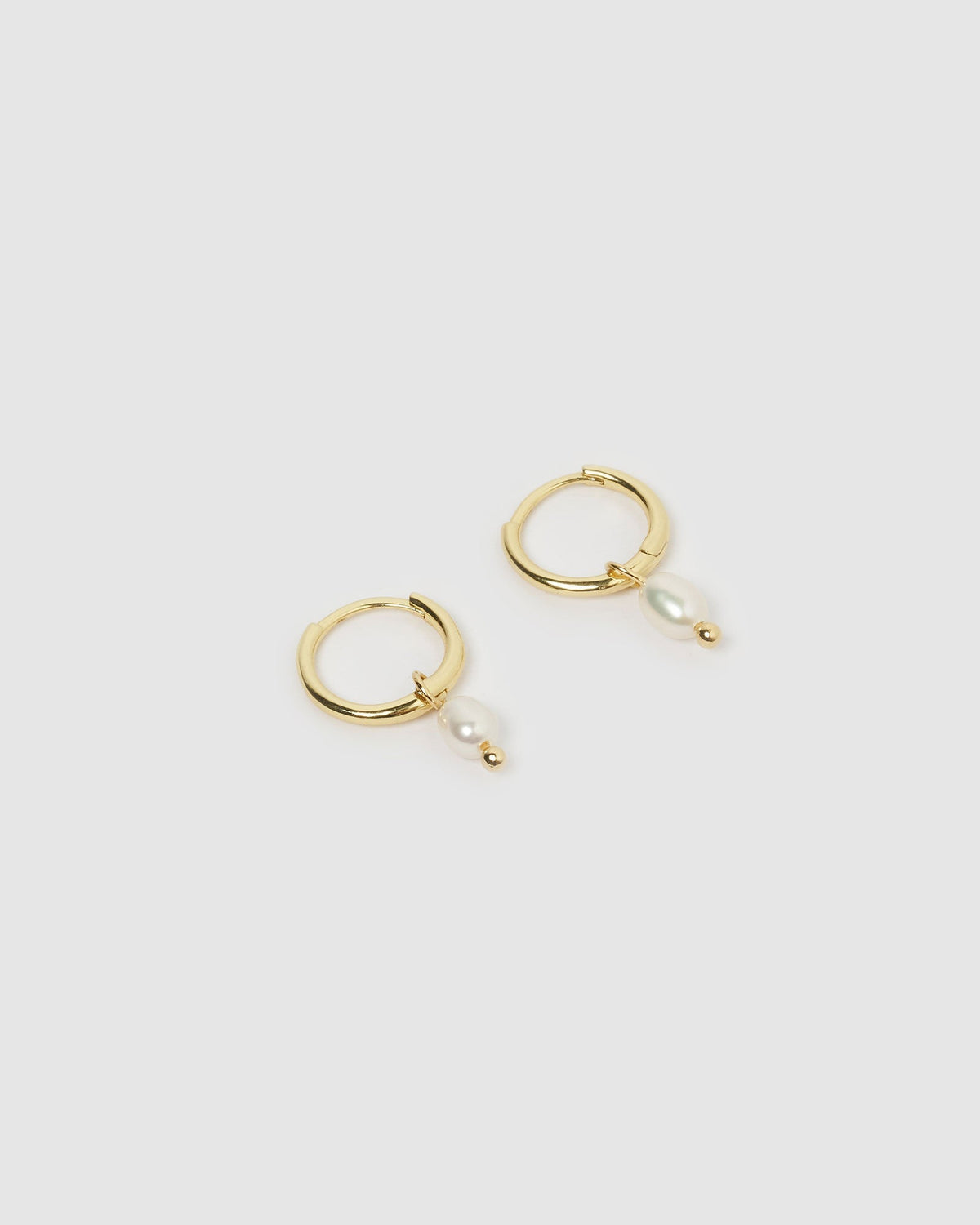 Brinco Cordelia Pérola - Ouro 18K | SILLENE