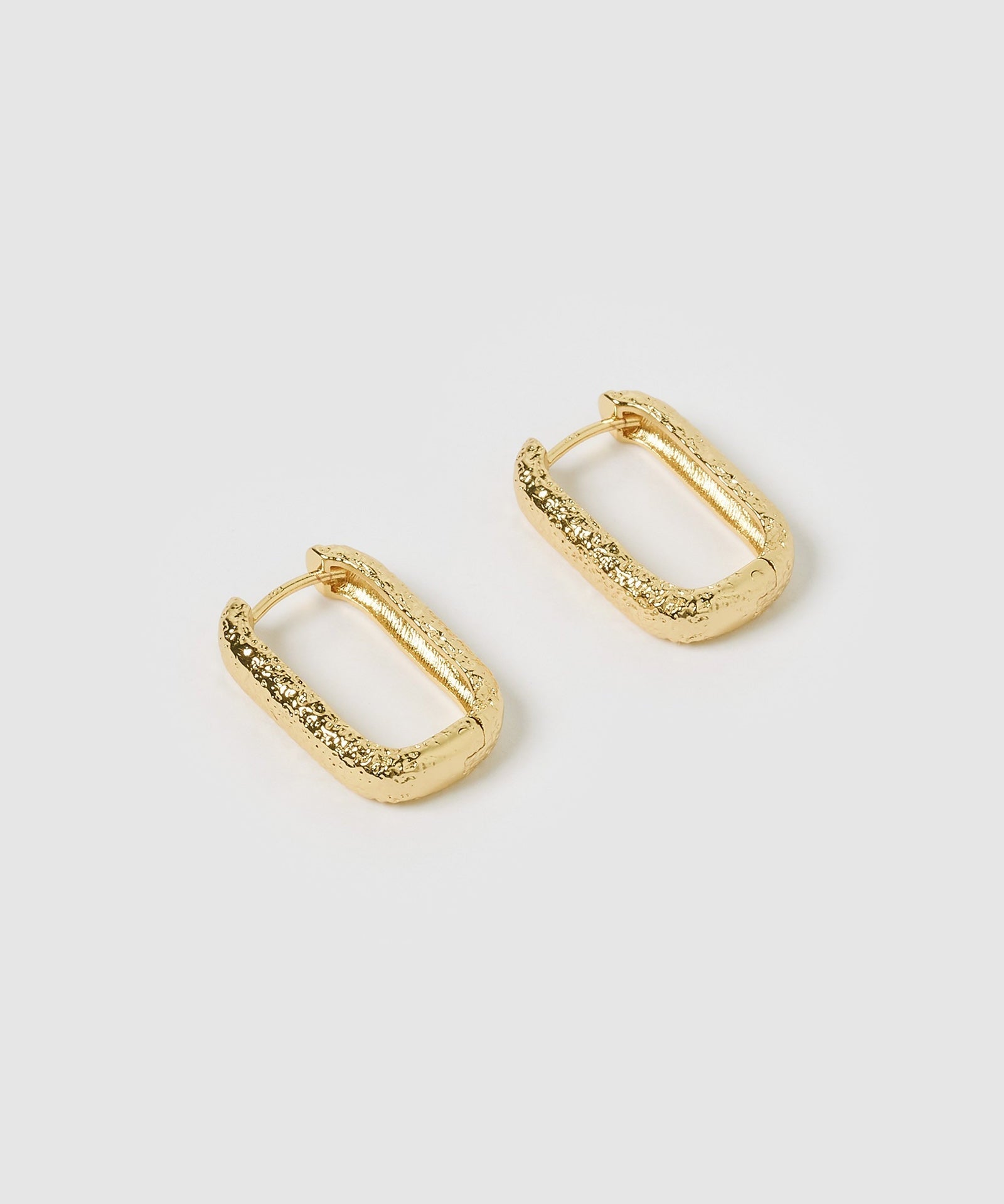 Brinco Elo Farrah - Ouro 18K | SILLENE