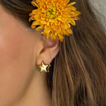 Brinco Estrela Radiante - Ouro 18K | SILLENE