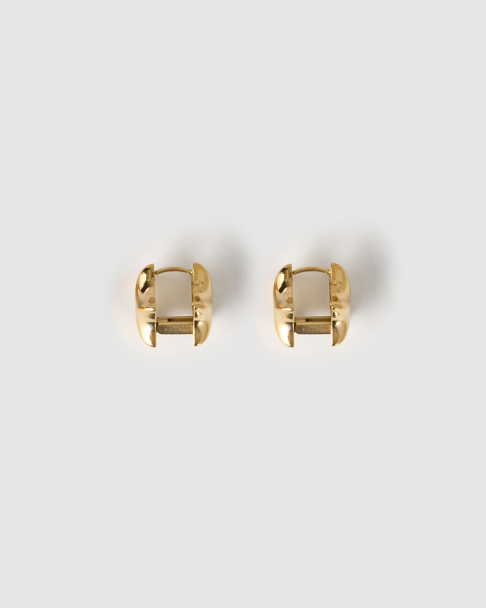 Brinco Estrela Radiante - Ouro 18K | SILLENE