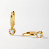 Brinco Gota Pedra do Mês - Dezembro (Topázio Azul) - Ouro 18K | SILLENE