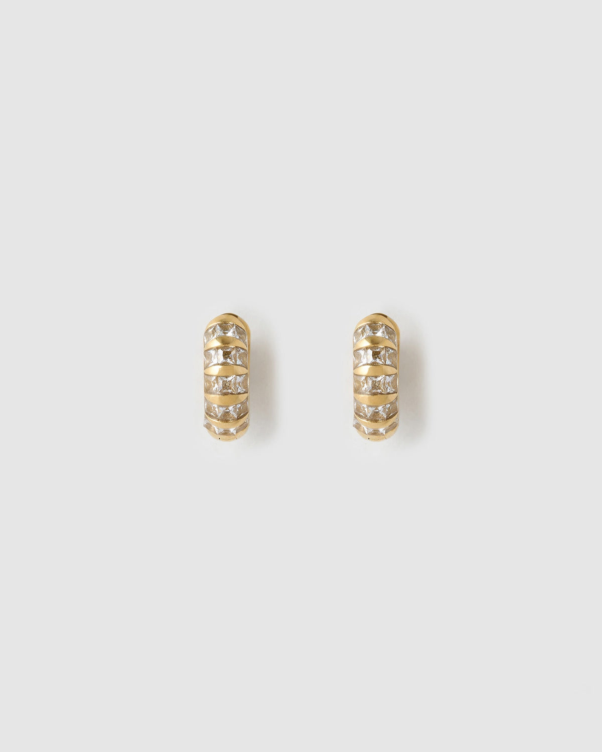 Brinco Hallie Cristal - Ouro 18K | SILLENE