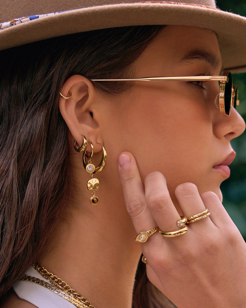 Brinco Indie - Ouro 18K | SILLENE - uso