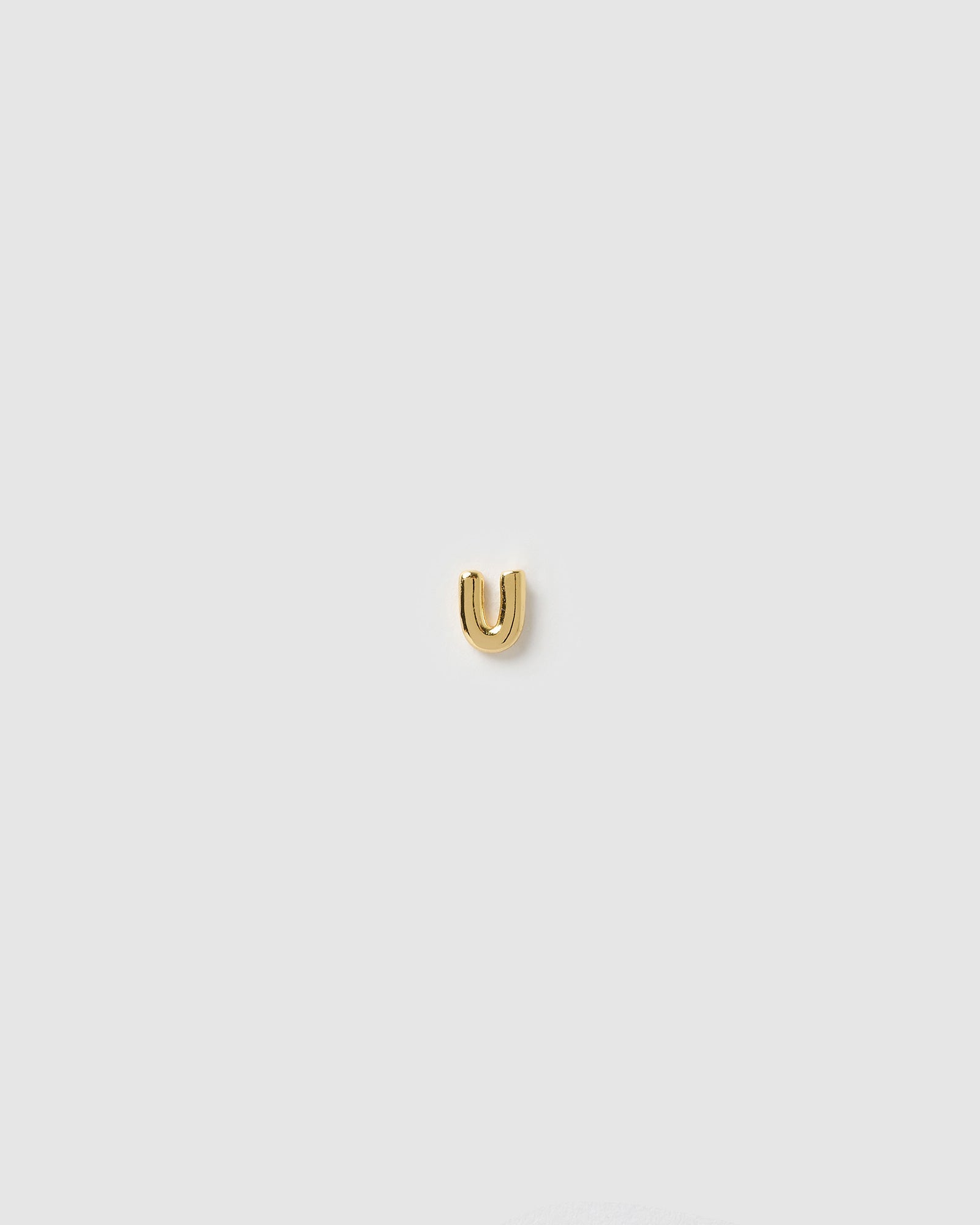 Brinco Inicial Unitário - Ouro 18K | SILLENE - Letra U
