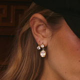 Brinco Marais Pendente com Zircônia - Ouro 18K - detalhe 03 | SILLENE