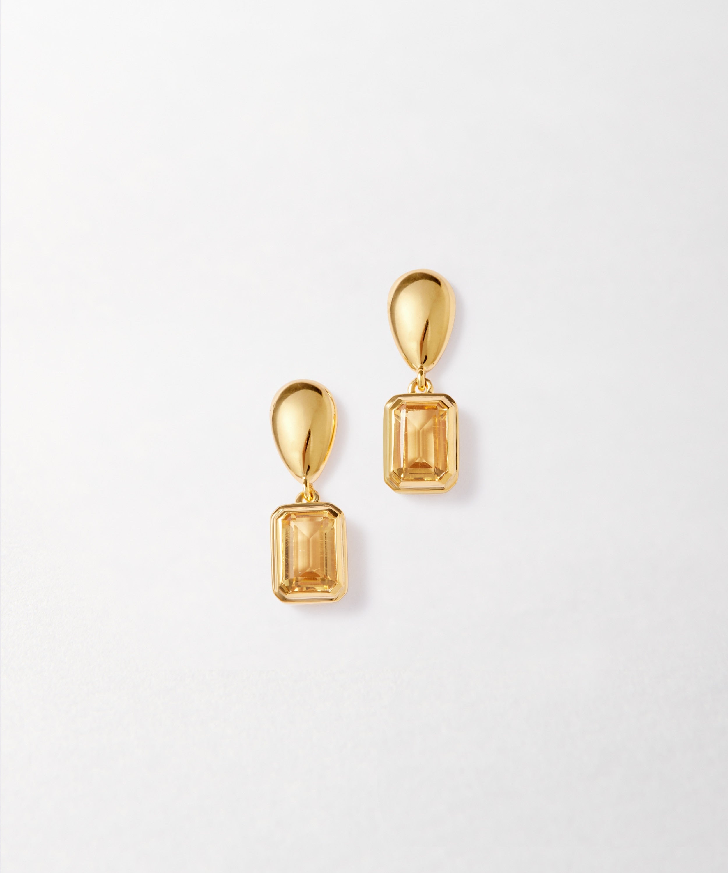 Brinco Pebble Pedra do Mês - Novembro (Citrino) - Ouro 18K | SILLENE