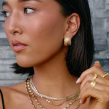 Brinco Penelope - Ouro 18K | SILLENE - uso