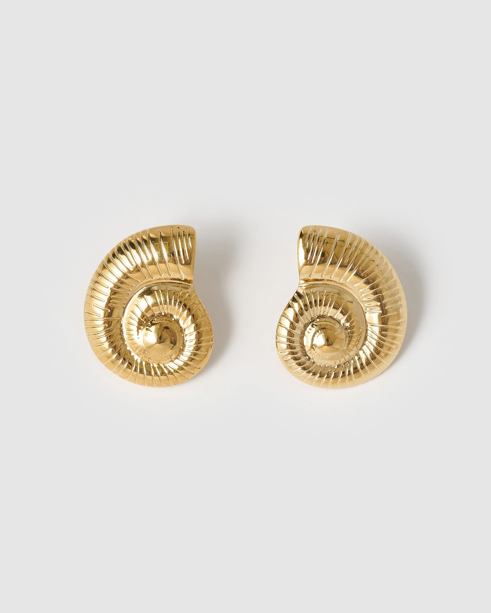 Brinco Tahnee - Ouro 18K | SILLENE