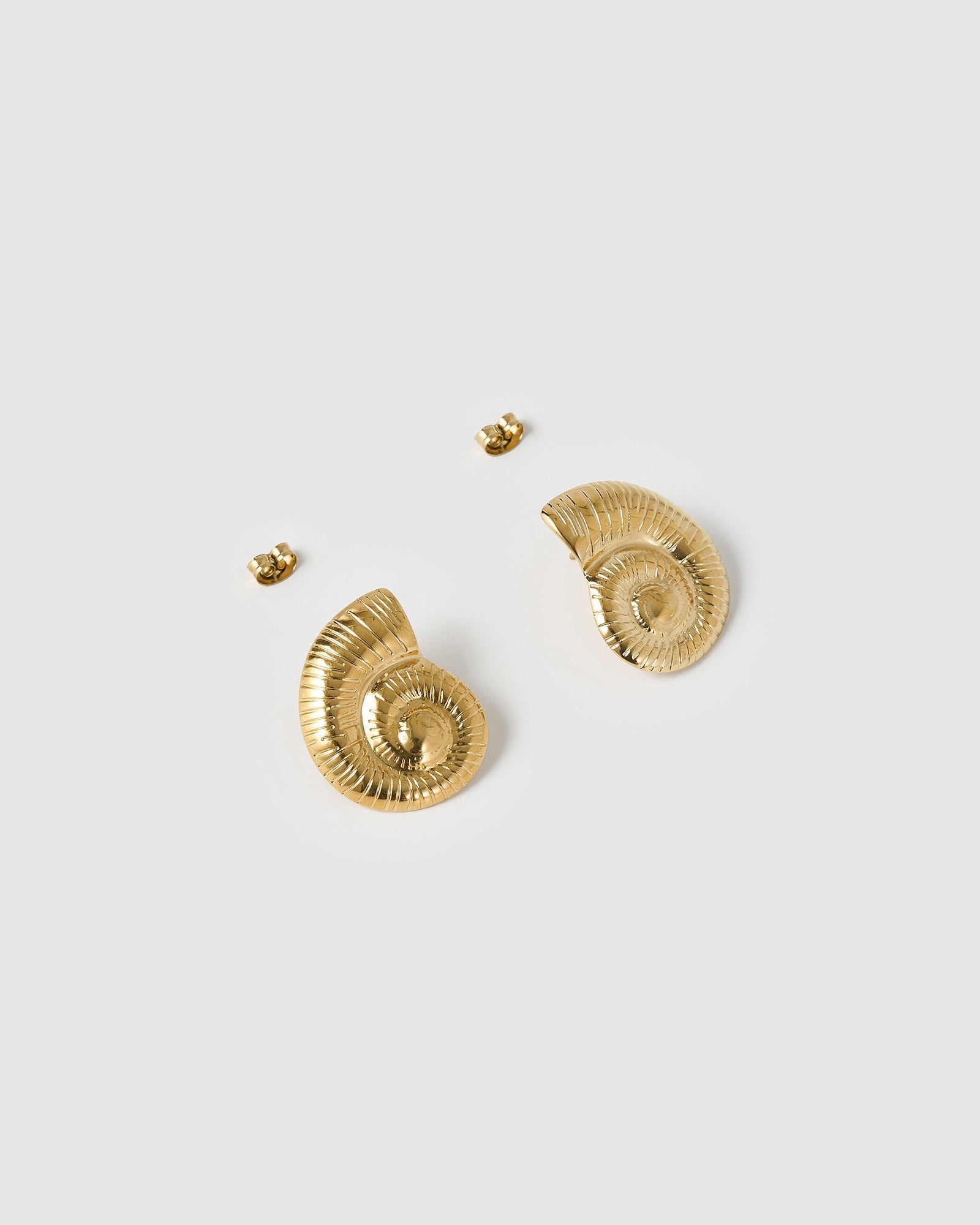 Brinco Tahnee - Ouro 18K | SILLENE