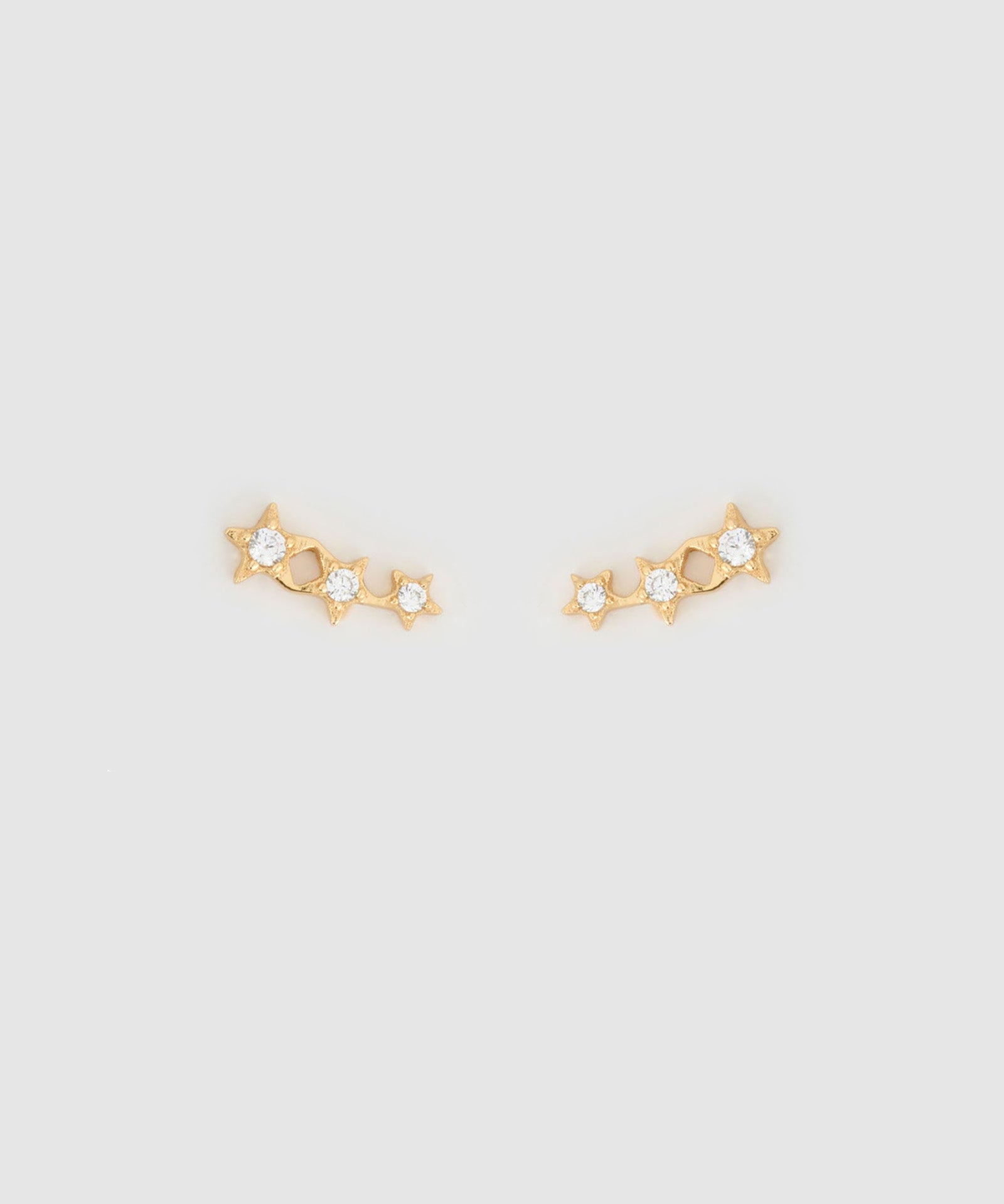 Brinco Três Estrelas Astra - Ouro 18K | SILLENE