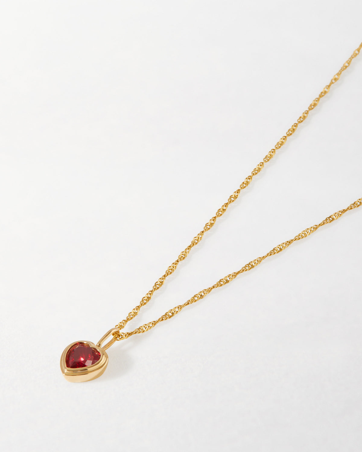 Colar Coração Grande Rubi - Ouro 18K | SILLENE