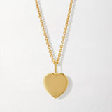 Colar Coração - Ouro 18K no colo | SILLENE