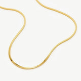 Colar Corrente Cobra Quadrada Curta - Ouro 18K | SILLENE - detalhe
