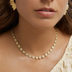 Colar Emilia - Ouro 18K | SILLENE - uso