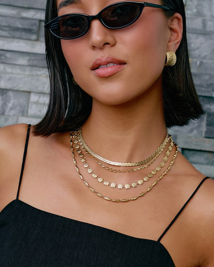 Colar Emilia - Ouro 18K | SILLENE - uso