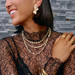 Colar Emilia - Ouro 18K em uso | SILLENE