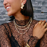 Colar Emilia - Ouro 18K em uso | SILLENE