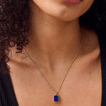 Colar Lápis-lazúli - Ouro 18K | SILLENE - uso