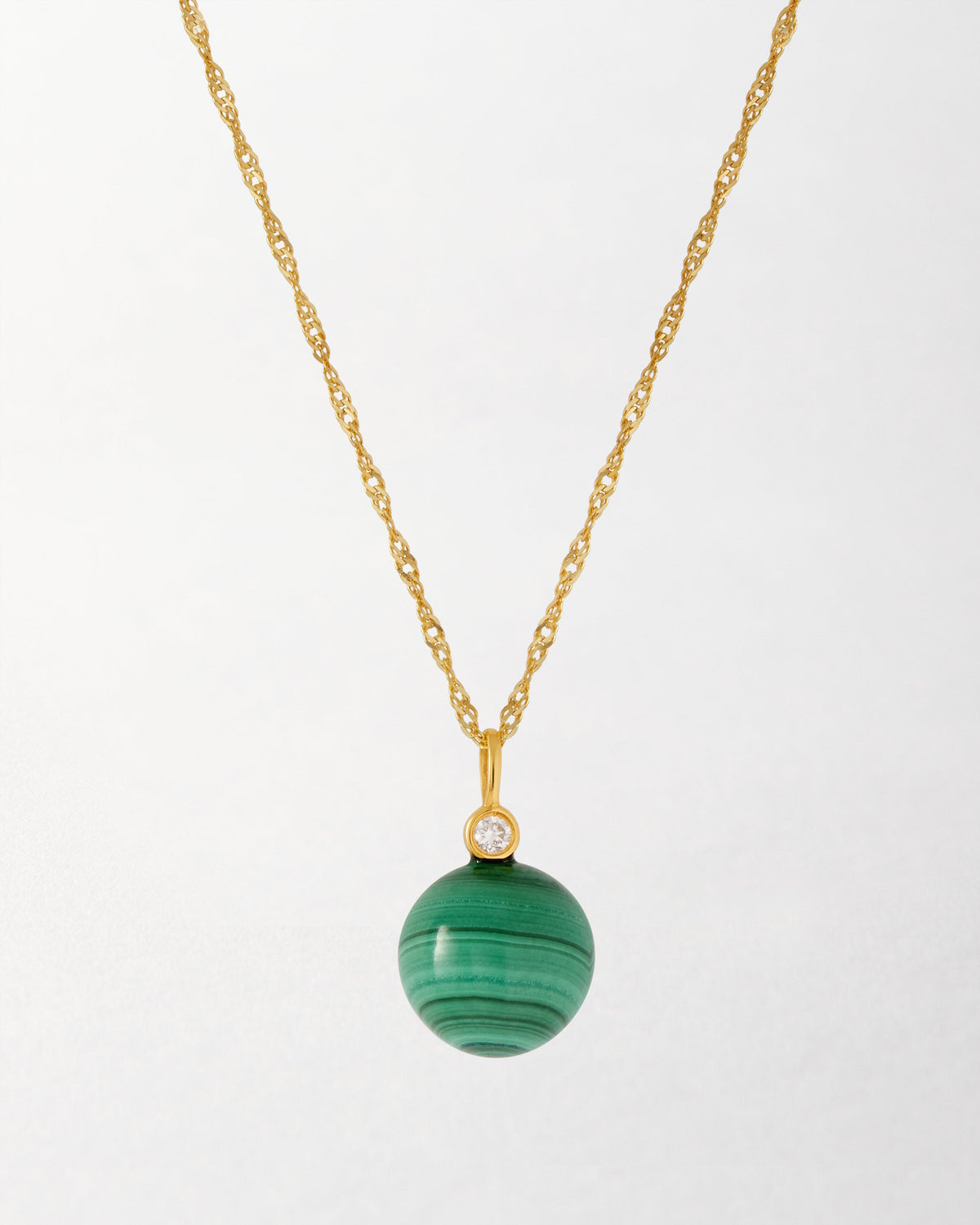 Colar Malaquita Esfera - Ouro 18K | SILLENE