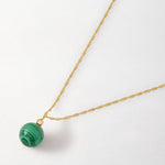Colar Malaquita Esfera - Ouro 18K | SILLENE