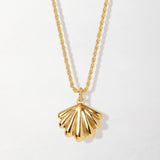 Colar Medalhão Concha Laguna - Ouro 18K | SILLENE