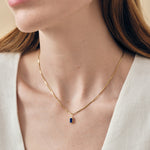 Detalhe do Colar Mini Oitavado Pedra do Mês - Setembro (Safira Azul) - Ouro 18K | SILLENE